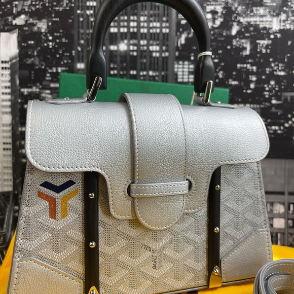 Rare collector Limited edition Goyard Saigón Mini structure Silver Cal - Picture 10 of 16